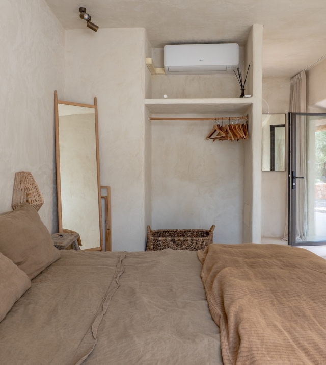 Resa estates ibiza villa Reno finca renovated te koop sale bed 9.jpg